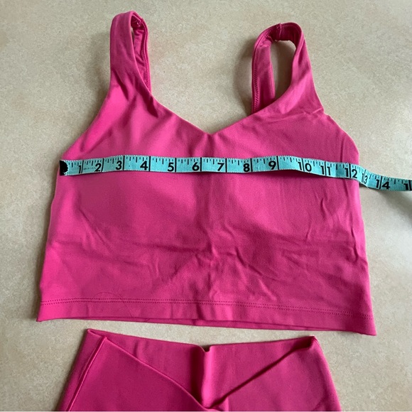 OFFLINE Real Me High Waisted Crossover Bike Short Tank Top Set Small - Picture 5 of 12